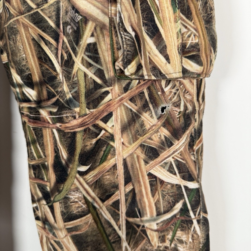 Mossy Oak Boys Camo Hunting Pant Medium - Picture 2 of 6